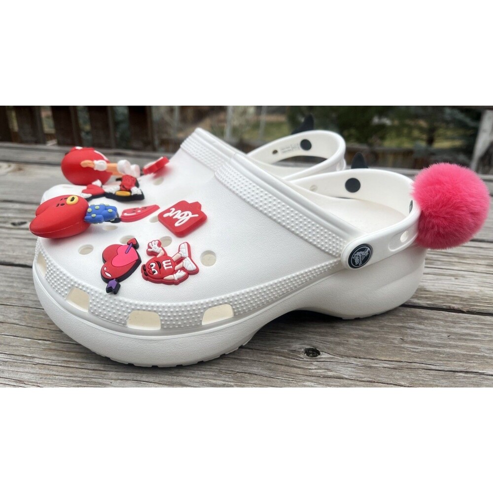Crocs Classic Platform Clogs Women’s 9 White Heart Love Valentine Charms 206750 - Picture 6 of 13
